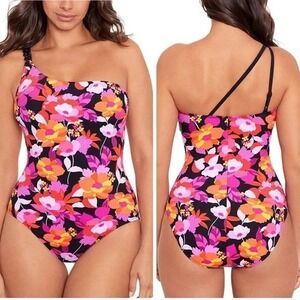 SKINNY DIPPERS MIRACLESUIT Women Size M Strawberry Shortcake Flapjack Swimsuit